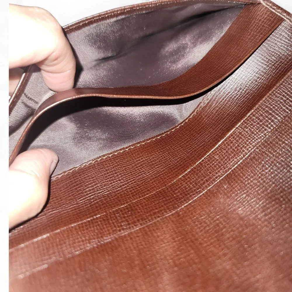Valentino Garavani Brown Leather Long Wallet Vintage In EUC
